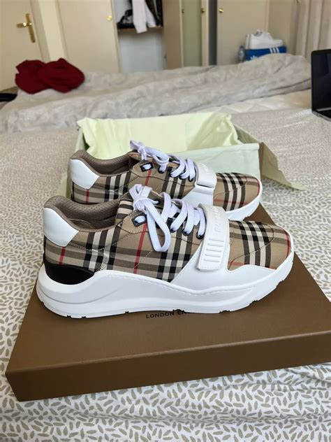 replica burberry shoes